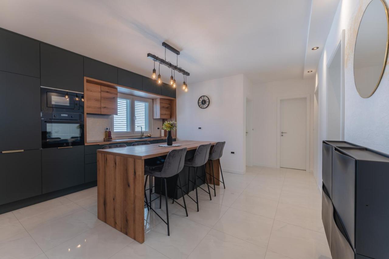 Apartment Glamorous Getaway Задар Екстериор снимка